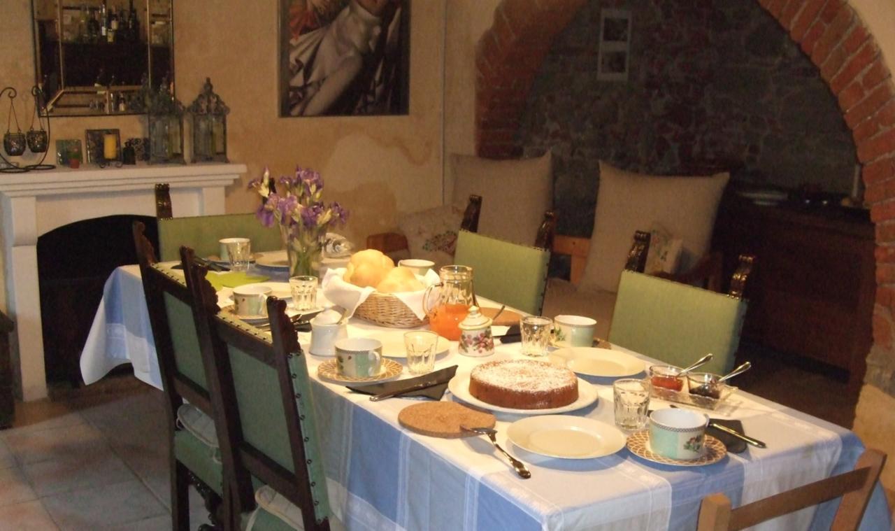 Casa Di Alfredo B&B - Citr9039Mioglia エクステリア 写真